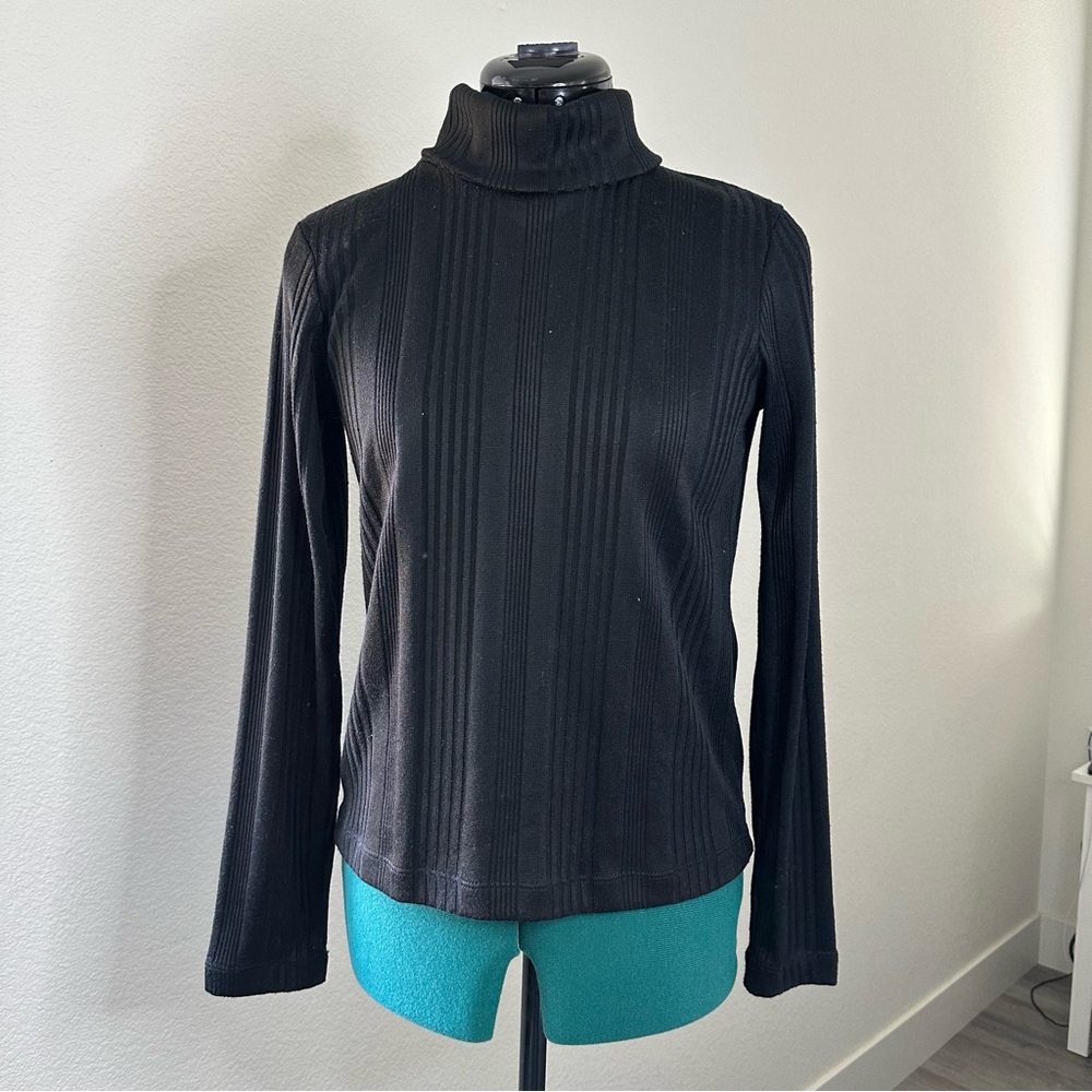 Black Ribbed Knit Top